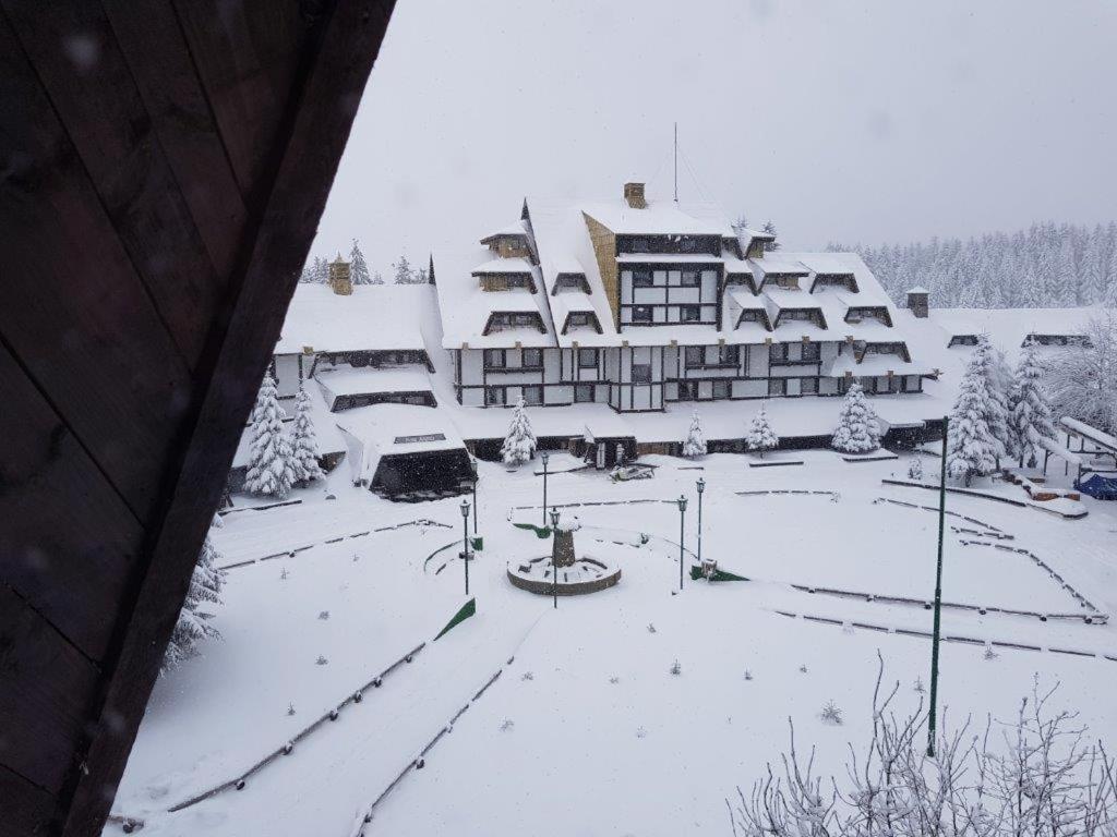 Snow White Apartments Kopaonik Esterno foto